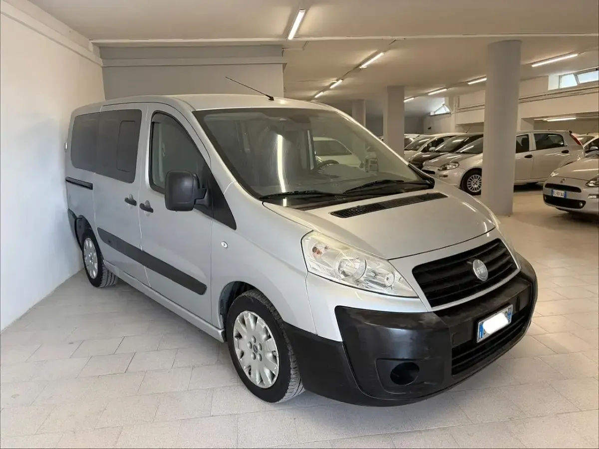 Usata Fiat Scudo Family 135 CV (99 kW) 2007 Grigio Furgone