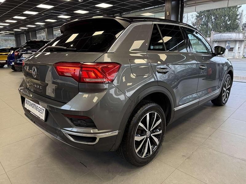 Usata VW T-Roc Style 116 CV (85 kW) 2018 Grigio SUV