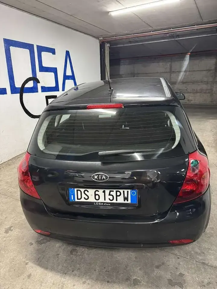 Usata Kia Ceed LX 109 CV (80 kW) 2009 Other Utilitaria