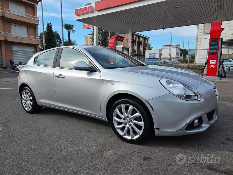 Usata Alfa Romeo Giulietta Business 120 CV (88 kW) 2016 Grigio Utilitaria