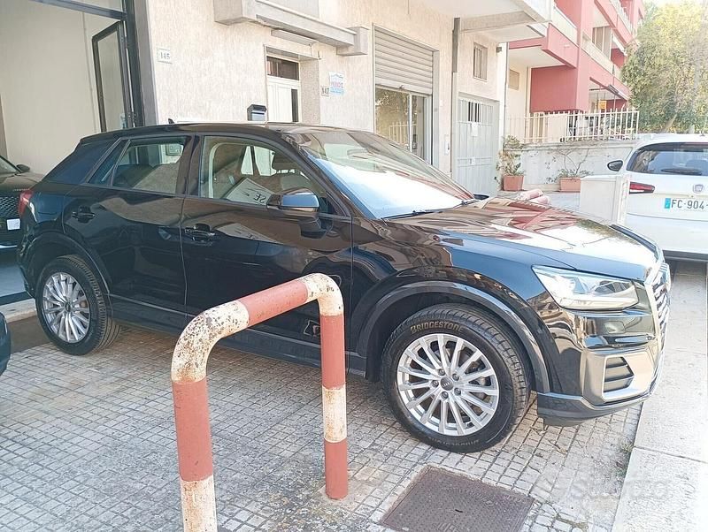 Usata Audi Q2 Business 116 CV (85 kW) 2020 Nero SUV