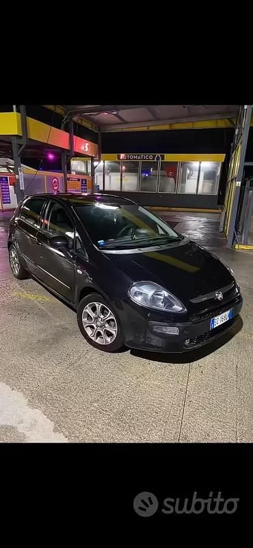 Usata Fiat Punto Evo 75 CV (55 kW) 2010 Nero Utilitaria