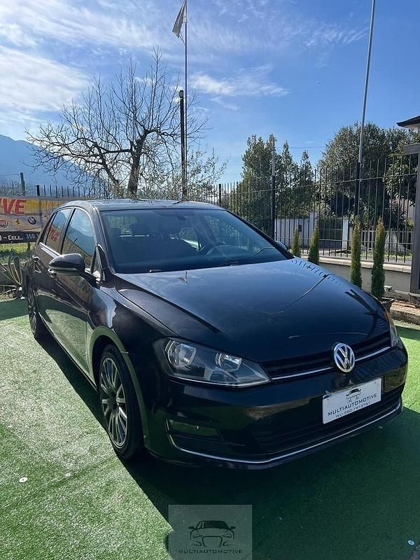 Usata VW Golf VII 105 CV (77 kW) 2014 Nero Utilitaria