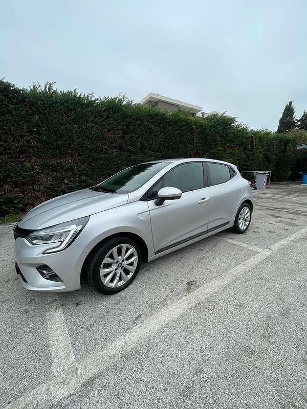 Usata Renault Clio V 101 CV (74 kW) 2021 Station wagon