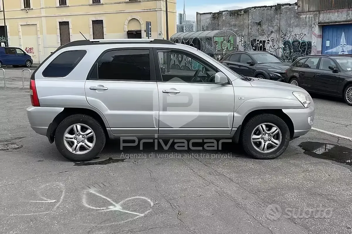 Usata Kia Sportage Active 140 CV (102 kW) 2007 Grigio SUV