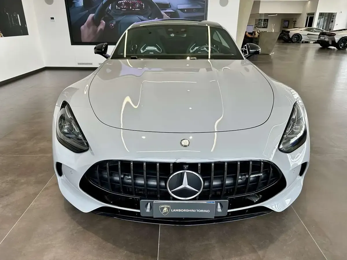 Usata Mercedes AMG GT 63 Premium Plus 585 CV (430 kW) 2024 Grigio alpi Coupé