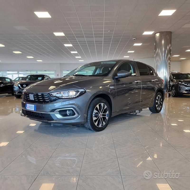 Usata Fiat Tipo 100 CV (73 kW) 2023 Grigio Berlina