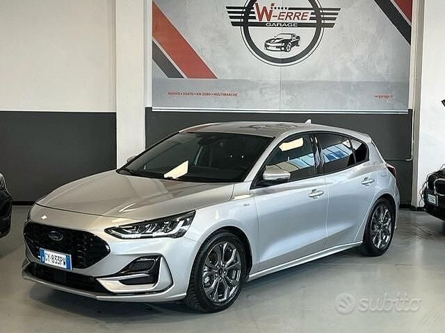 Usata Ford Focus ST 116 CV (85 kW) 2025 Grigio Berlina