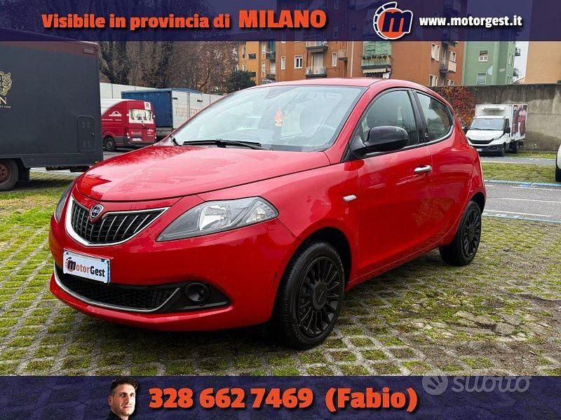 Usata Lancia Ypsilon S 69 CV (50 kW) 2021 Rosso Utilitaria