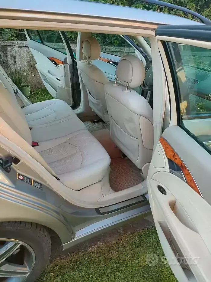 Usata Mercedes E270 177 CV (130 kW) 2004 Grigio Station wagon