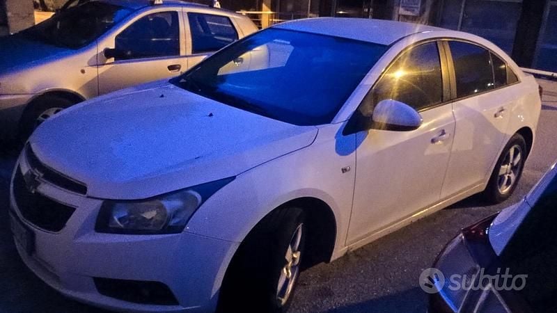 Usata Chevrolet Cruze 113 CV (83 kW) 2010 Bianco Berlina