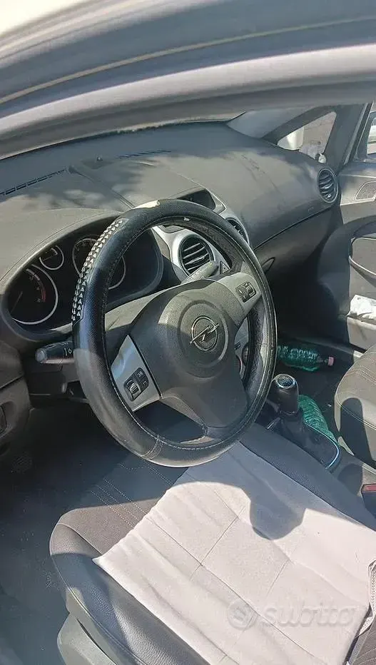 Usata Opel Corsa 85 CV (62 kW) 2012 Bianco Utilitaria