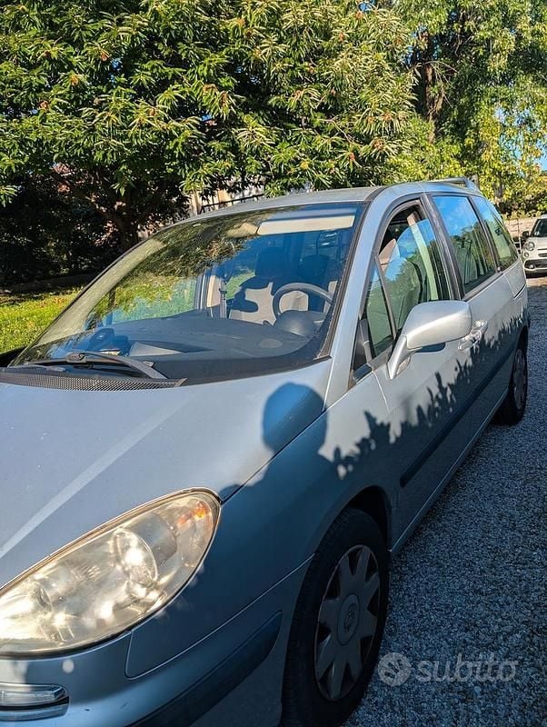 Grigio Usata 2007 Peugeot 807 Monovolume | 700 € - Immagine 1/3