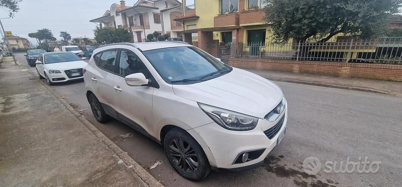 Usata Hyundai ix35 115 CV (84 kW) 2015 Bianco SUV
