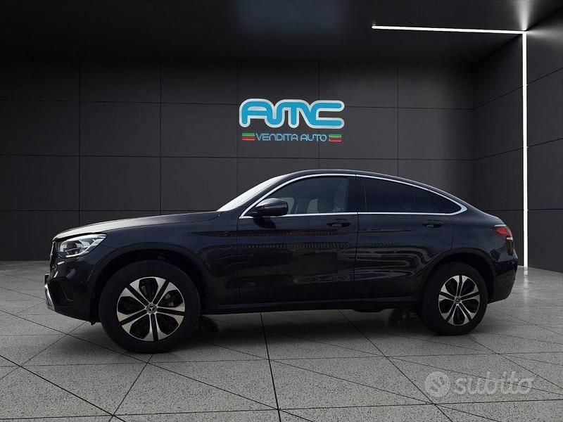 Usata Mercedes GLC300e Premium 194 CV (142 kW) 2022 Nero SUV