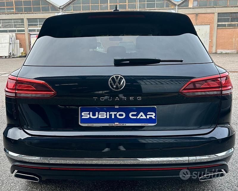 Usata VW Touareg Atmosphere 231 CV (169 kW) 2020 Blu SUV