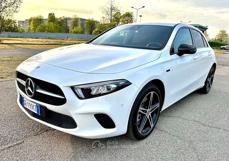 Usata Mercedes A250 218 CV (160 kW) 2021 Bianco Berlina