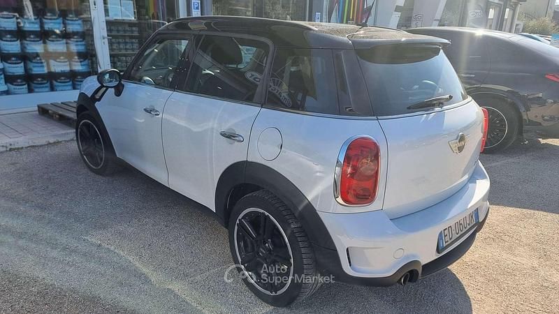 Usata Mini Cooper Countryman 184 CV (135 kW) 2010 Bianco SUV