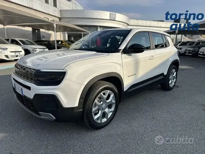 Nuova Jeep Avenger Altitude 101 CV (74 kW) 2025 Bianco SUV
