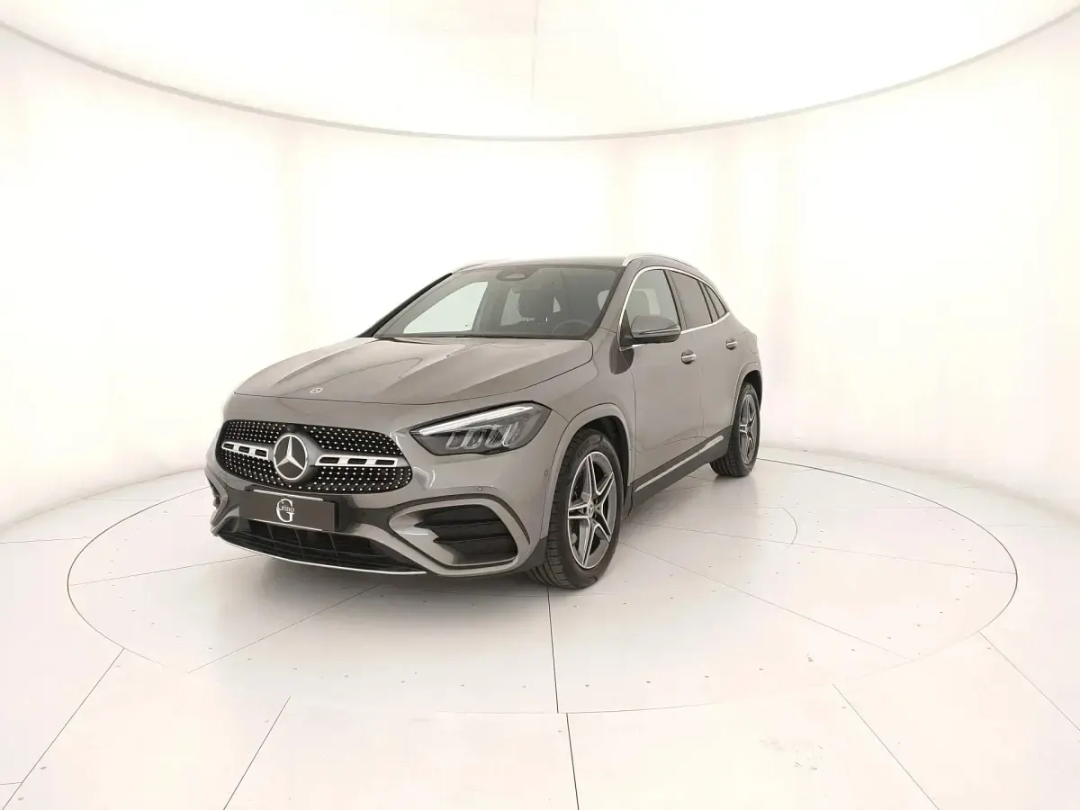 Usata Mercedes GLA200 AMG Line Premium 150 CV (110 kW) 2024 SUV