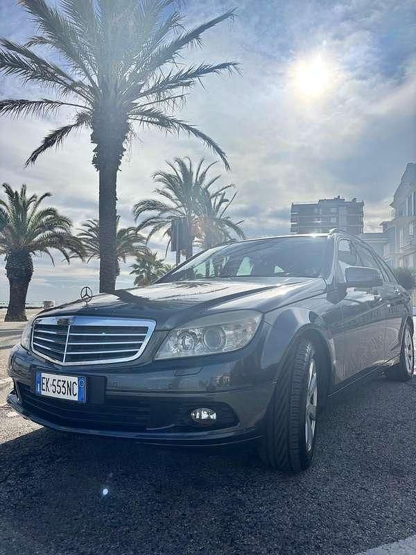 Usata 2008 Mercedes C200 Station wagon | 5900 € (Buon prezzo) - Immagine 1/4