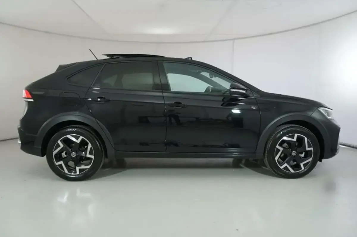 Usata VW Taigo R-line 116 CV (85 kW) 2025 Nero SUV