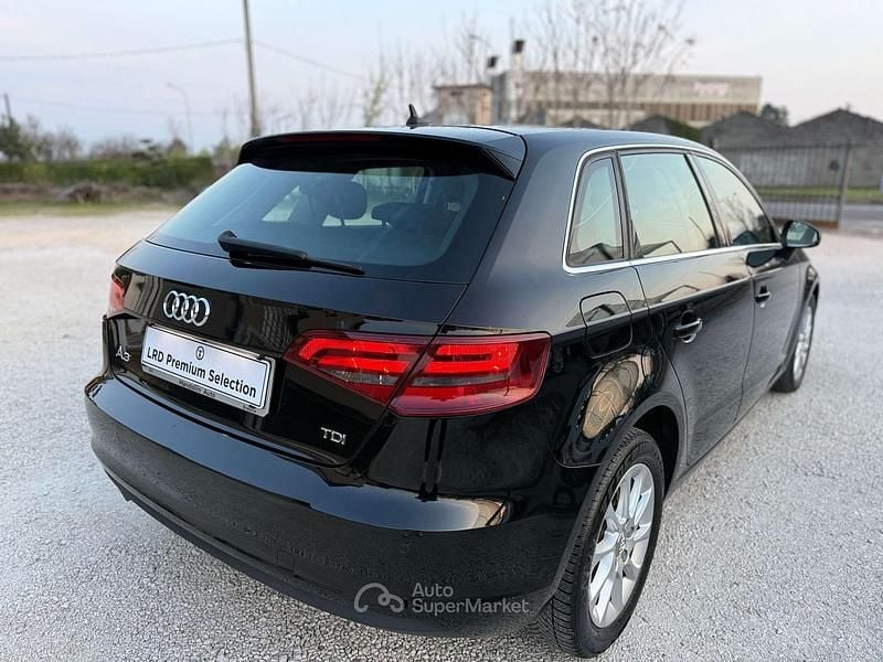 Usata Audi A3 Ambition 110 CV (80 kW) 2014 Nero Berlina