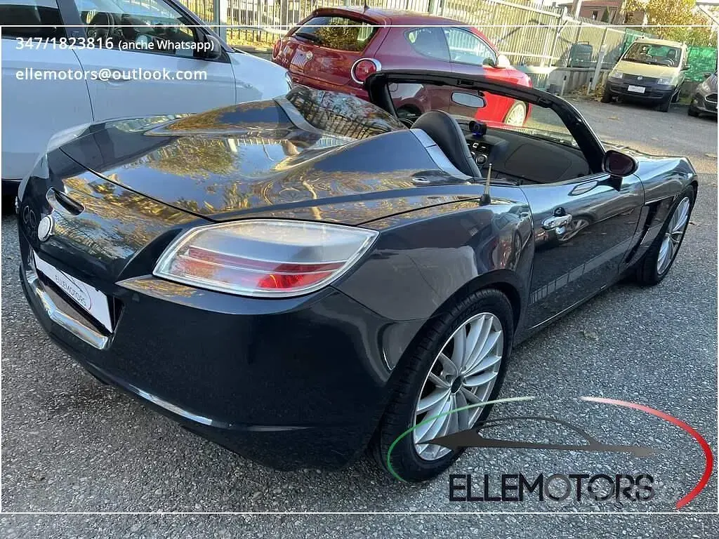 Usata Opel GT 264 CV (194 kW) 2007 Nero Cabrio