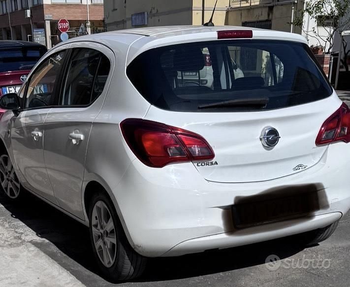 Usata Opel Corsa 2015 Bianco Utilitaria
