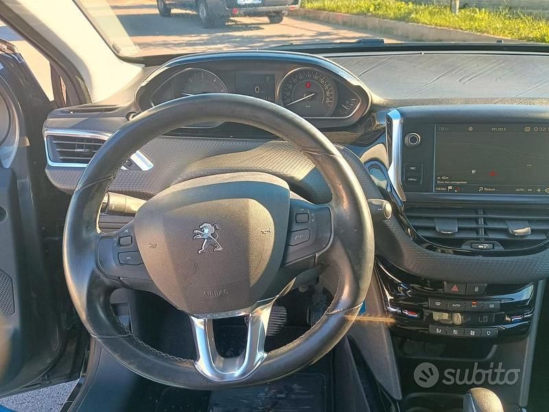 Usata Peugeot 2008 120 CV (88 kW) 2019 Grigio SUV