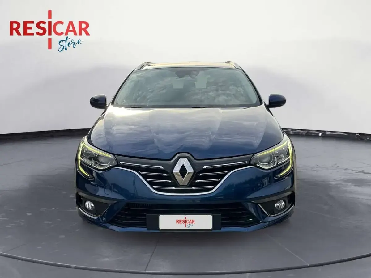 Usata Renault Mégane GrandTour Bose Edition 131 CV (96 kW) 2017 Blu race Station wagon