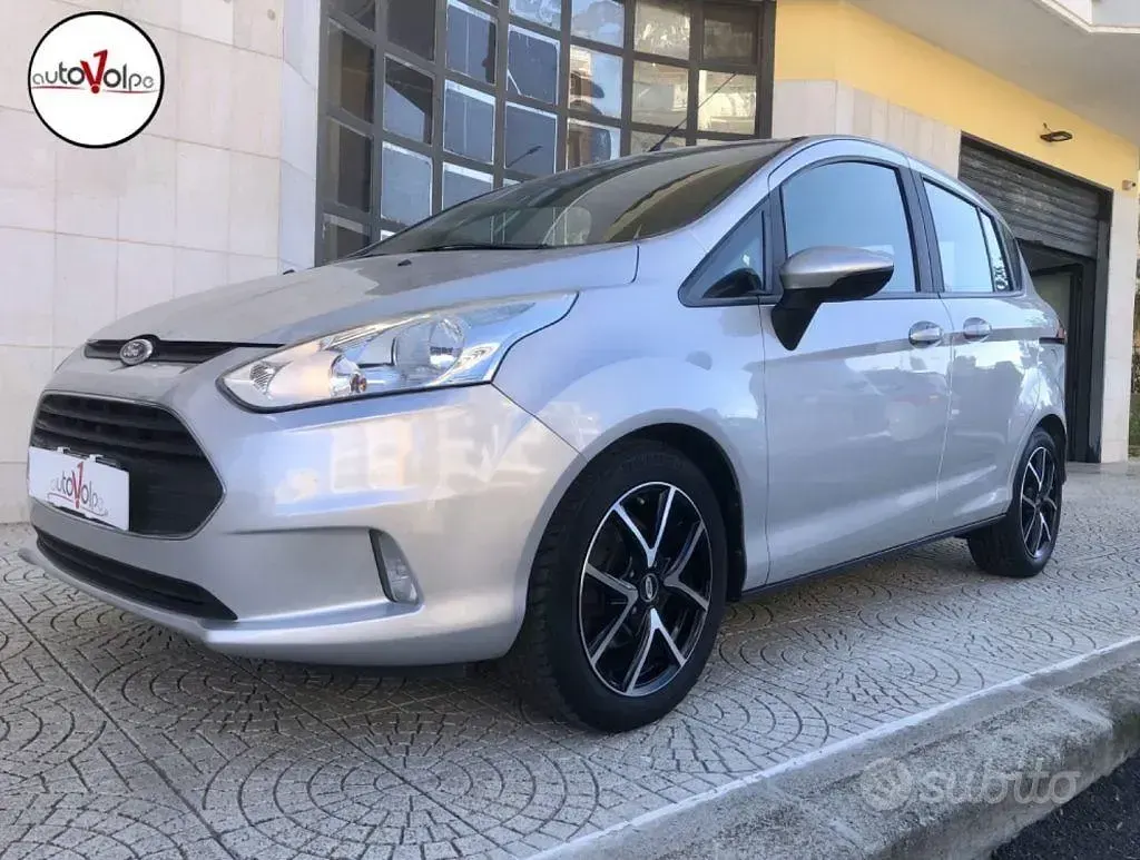 Usata Ford B-MAX Sport 95 CV (69 kW) 2016 Grigio Monovolume