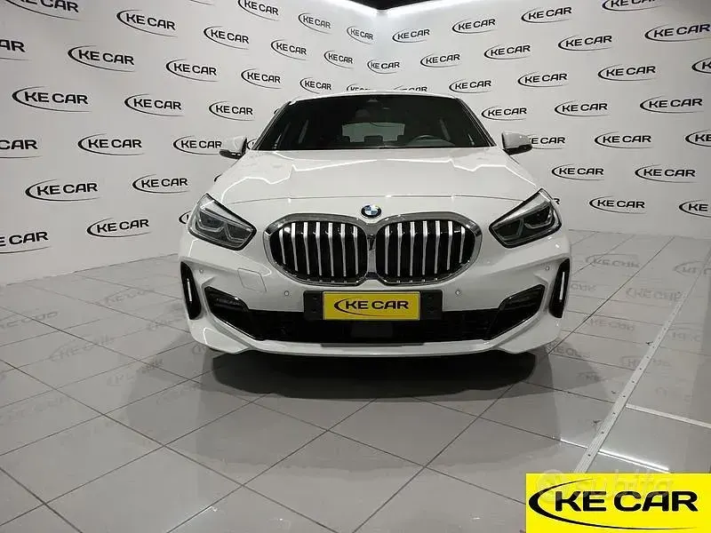 Käytetty BMW 118 M Sport 136 HP (100 kW) 2022 Valkoinen Viistoperä