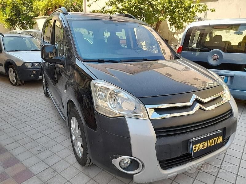 Occasion Citroën Berlingo XTR 120 ch (88 kW) 2011 Noir Monospace
