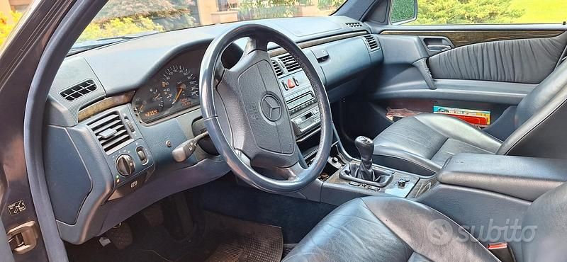 Usata Mercedes E200 136 CV (100 kW) 1996 Berlina