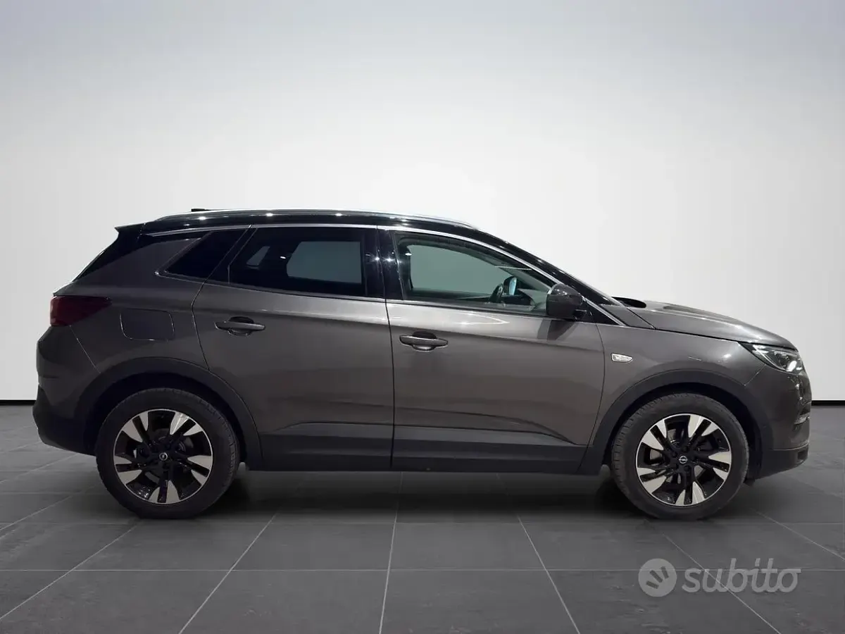 Usata Opel Grandland X S 120 CV (88 kW) 2018 Grigio SUV