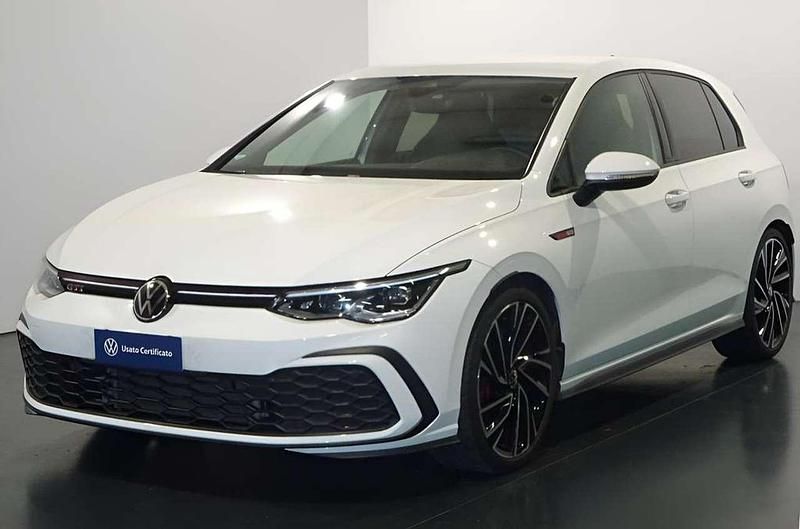 Usata VW Golf VIII GTI 245 CV (180 kW) 2022 0q pure white Berlina