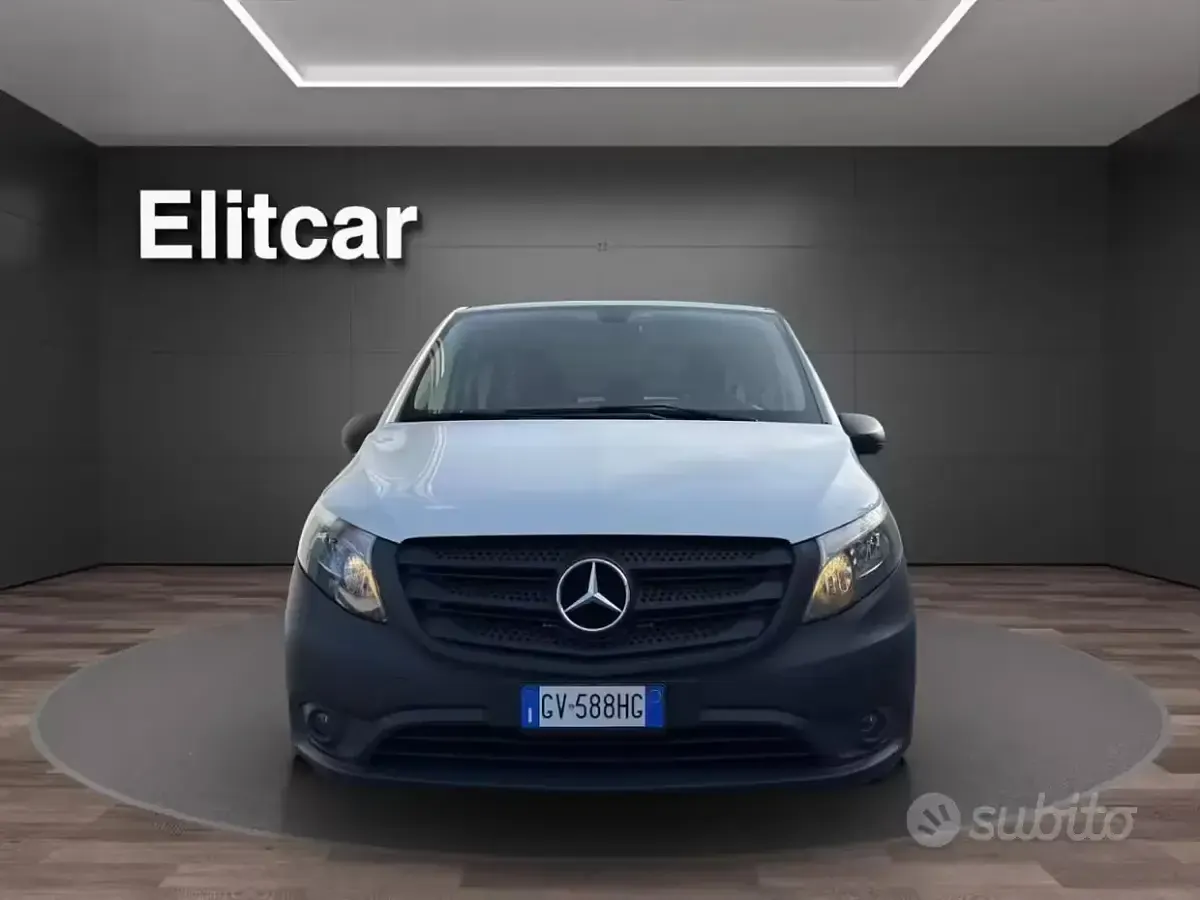 Begagnad Mercedes Vito 136 HK (100 kW) 2019 Vit Van