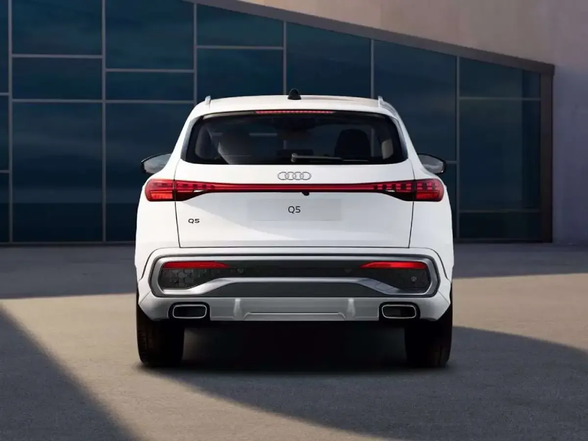 Nuova Audi Q5 S-Line 204 CV (150 kW) 2026 Bianco arkona SUV