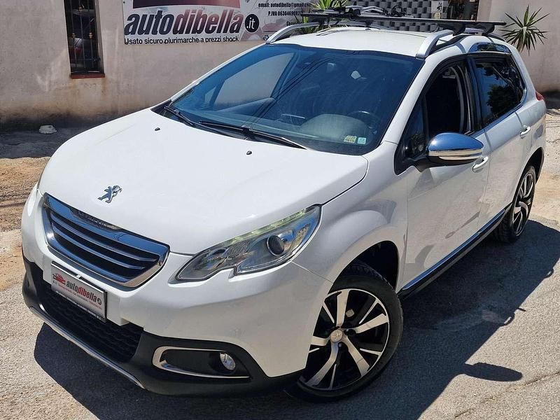 Usata Peugeot 2008 S 99 CV (72 kW) 2015 Bianco SUV