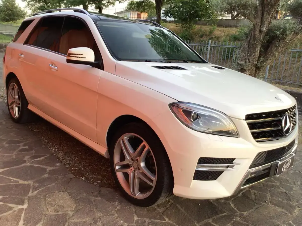Usata Mercedes ML250 Premium Plus 204 CV (150 kW) 2013 Bianco diamanté bright metaliz SUV