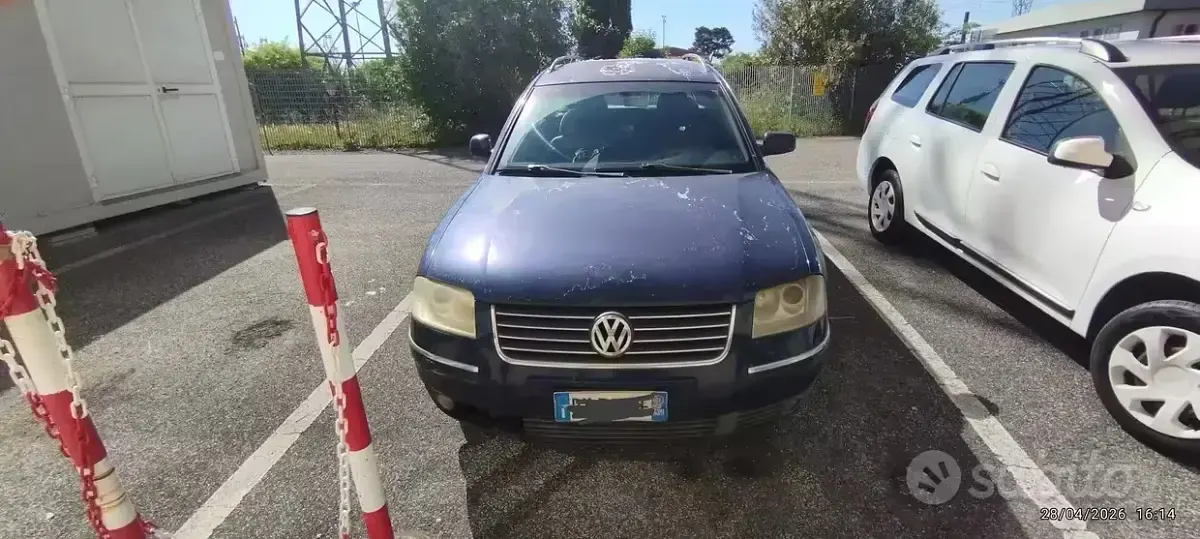 Usata VW Passat 110 CV (80 kW) 2001 Blu Station wagon
