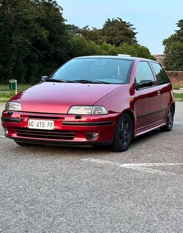 Usata Fiat Punto 133 CV (97 kW) 1995 Utilitaria