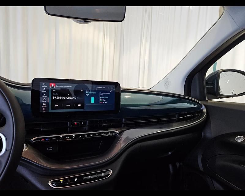 Usata Fiat 500e 69 kW (95 CV) 2024 Blu Utilitaria