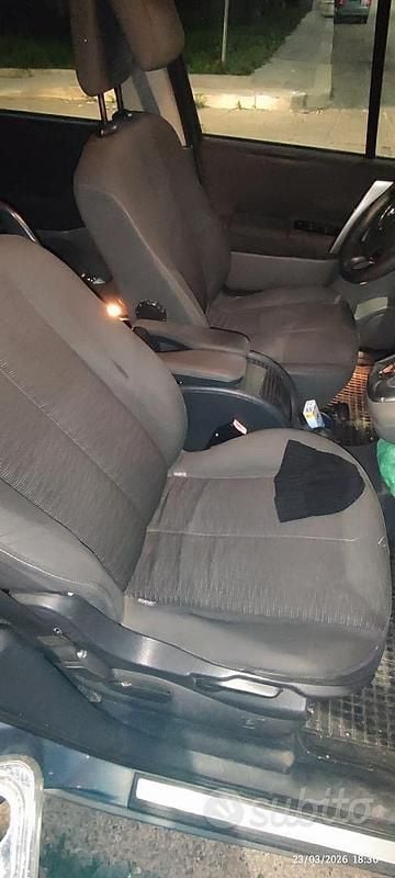 Usata Renault Scénic II 130 CV (95 kW) 2006 Monovolume