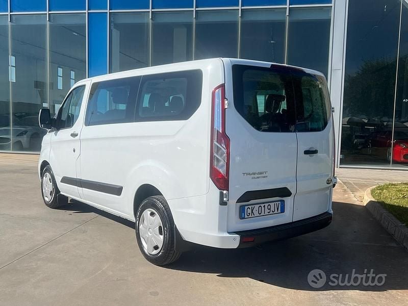 Usata Ford Transit Custom 131 CV (96 kW) 2022 Bianco Monovolume