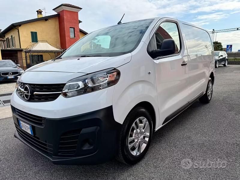 Usata Opel Vivaro Enjoy 102 CV (75 kW) 2021 Bianco Monovolume