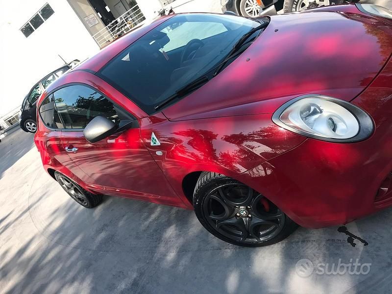 Usata Alfa Romeo MiTo 105 CV (77 kW) 2009 Rosso Utilitaria