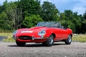 Usata Jaguar E-Type 269 CV (197 kW) 1963 Rosso Cabrio