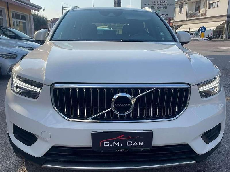 Usata Volvo XC40 Inscription 129 CV (94 kW) 2022 Bianco SUV